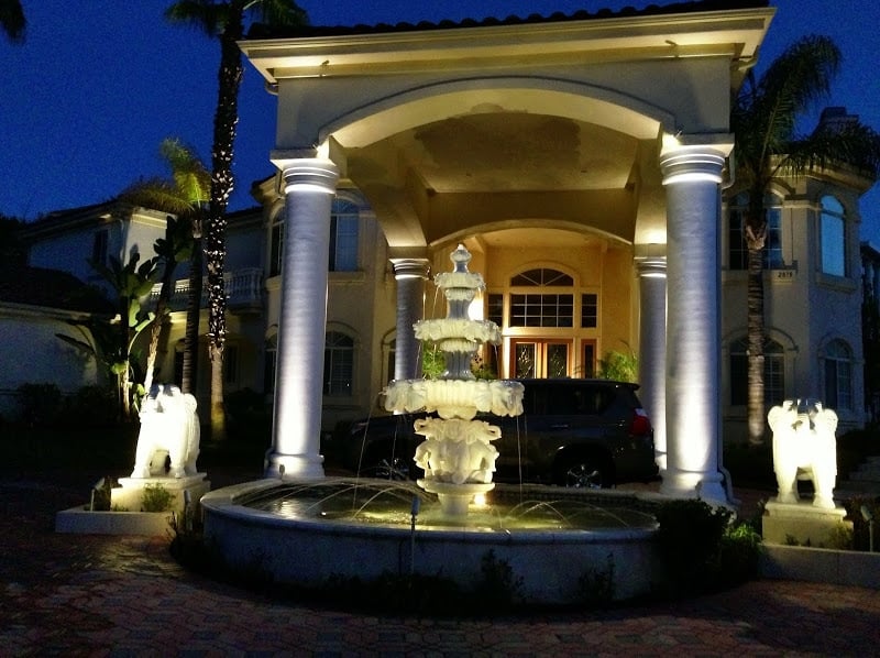 Outdoor fountain lighting